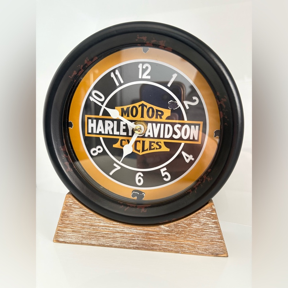 Harley Davidson Motor Cycles Clock